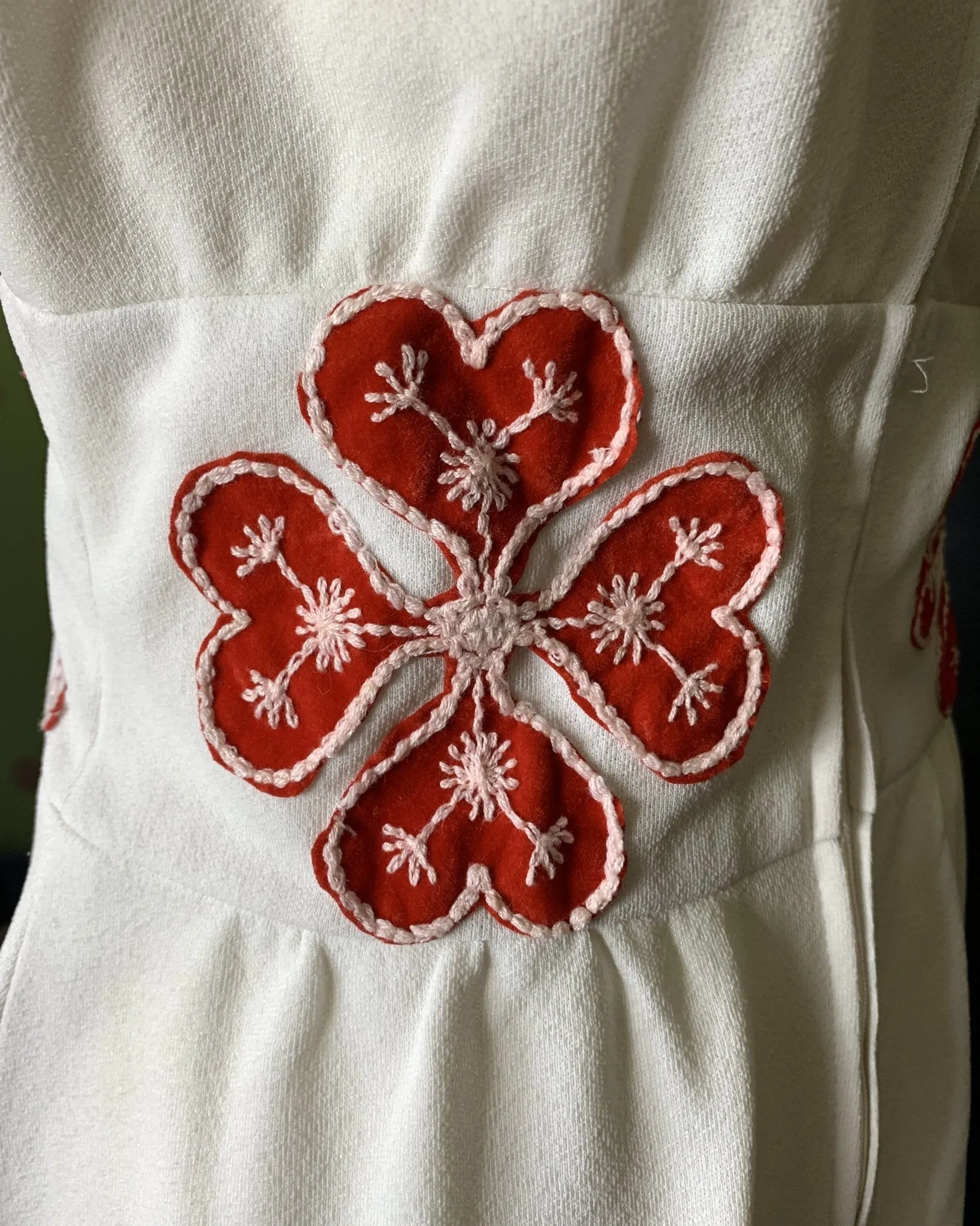 1960s White & Red Peasant Dress with Red Flower Appliques. Bohemian Girls this is for You!